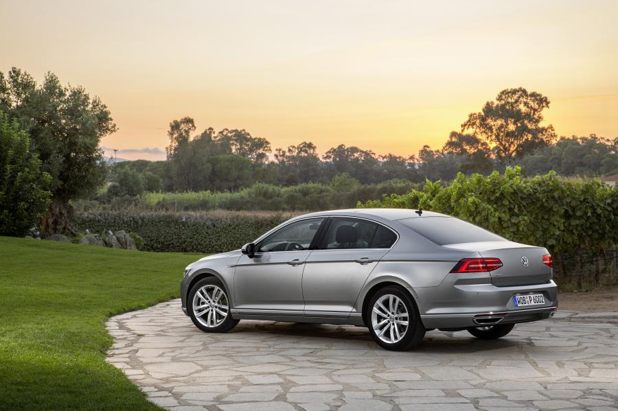  Volkswagen Passat 4-Motion 2014 года  (фото 6 из 21)